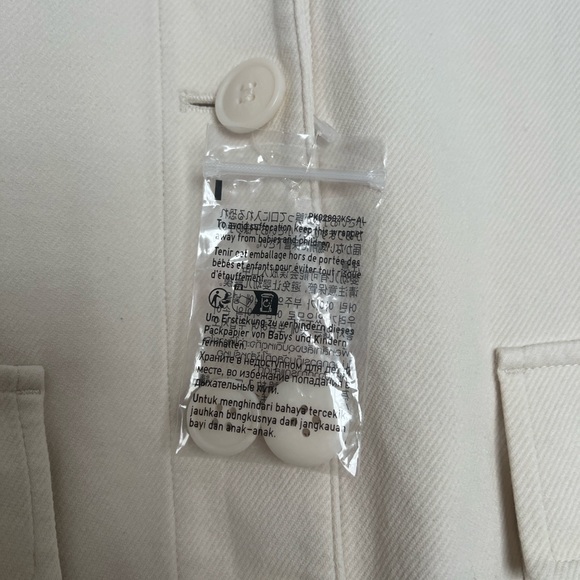 Uniqlo Classic Natural Beige Women's Jacket - Picture 7 of 8